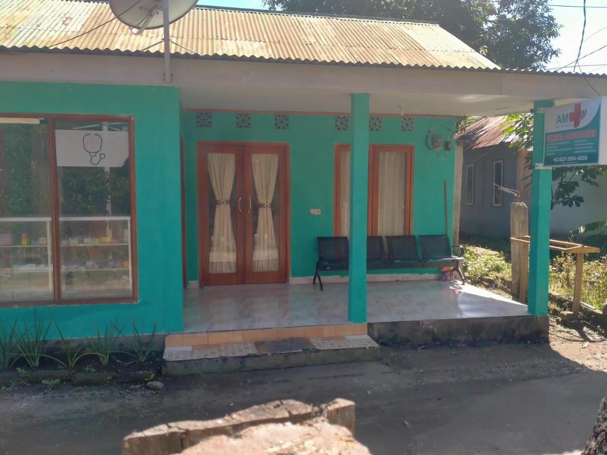 Yoland Guesthouse Gili Air Exteriör bild