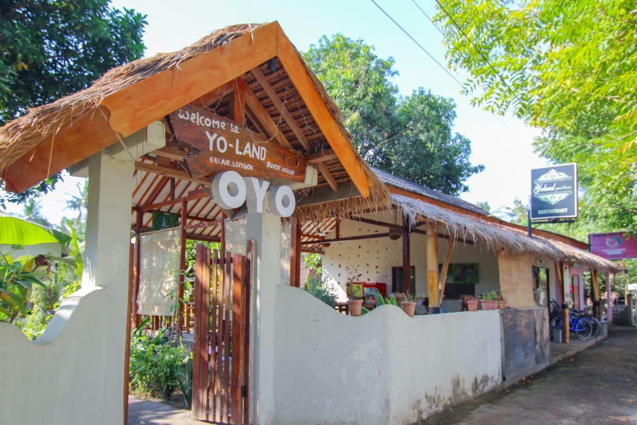 Yoland Guesthouse Gili Air Exteriör bild